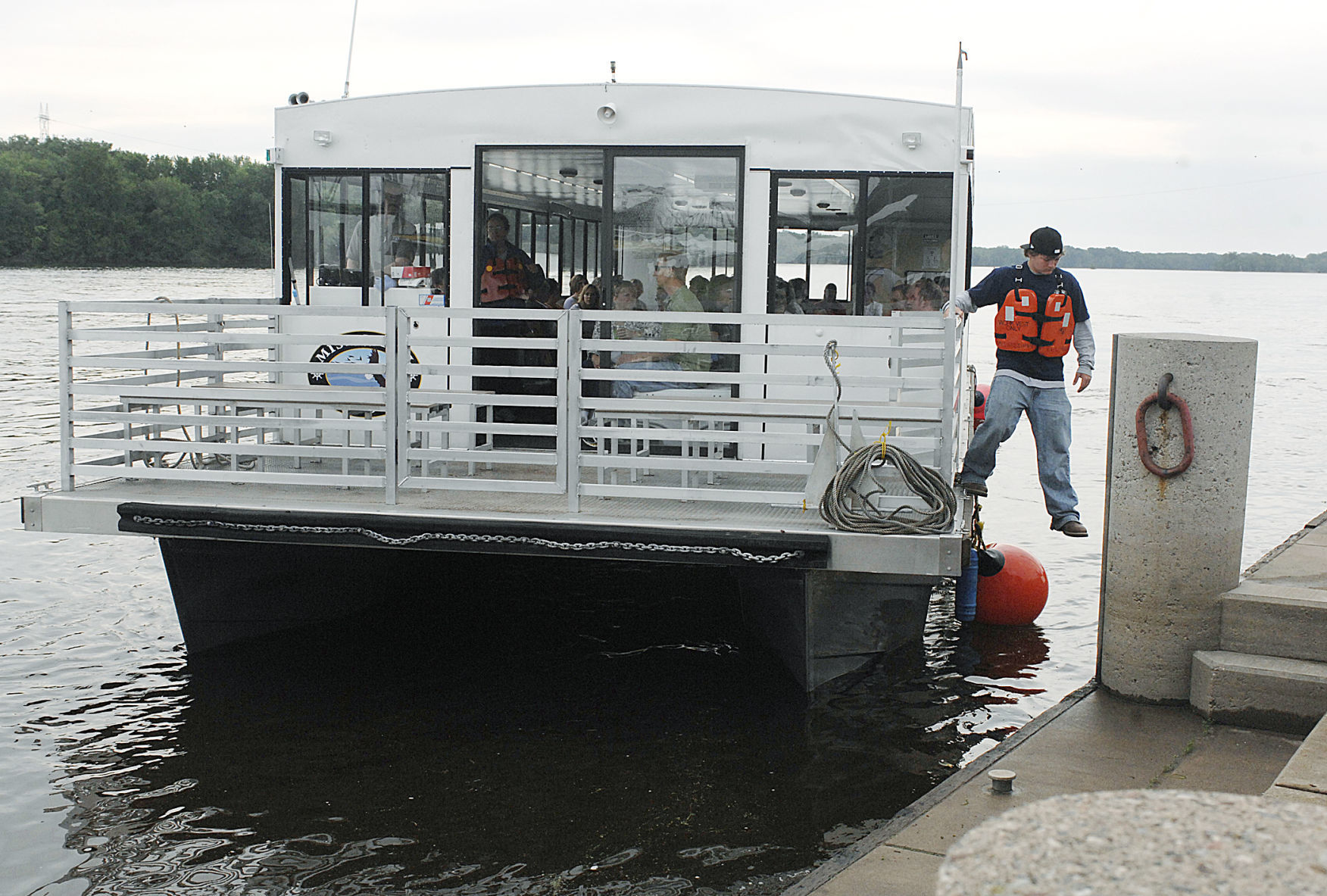Ferry 09